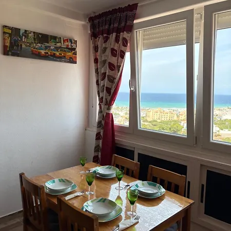 Апартаменти Sea Views & Pool, La Mata