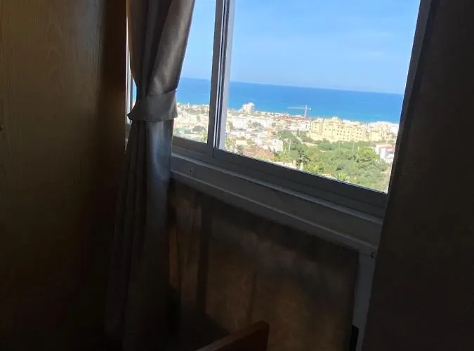 Views With Pool, Appartement *