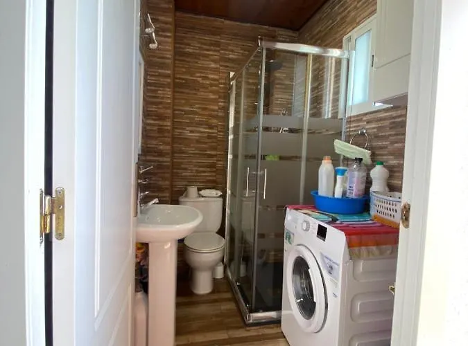 Views With Pool, Appartement *