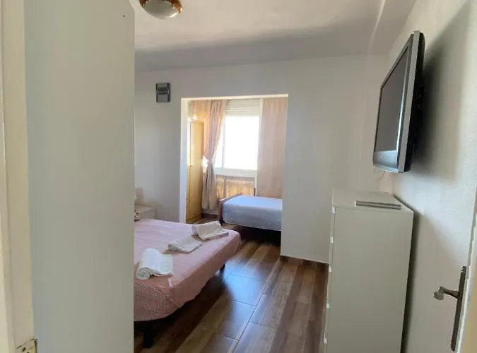 Views With Pool, Appartement *