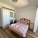 Apartment Views With Pool, Torrevieja